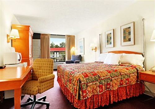 Express Inn & Suites Clearwater Pinellas Park Bilik gambar