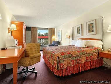 Express Inn & Suites Clearwater Pinellas Park Luaran gambar